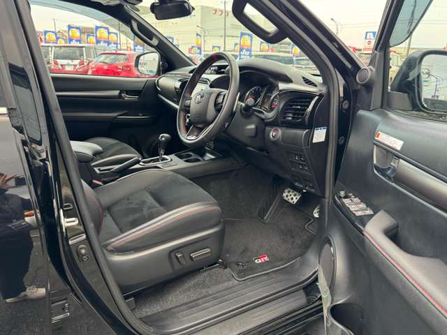 ���J�[�i�r�A�A���~�z�C�[���AHID���C�g���̃J�[�p�i��������舵���Ă��܂�������]������΂��Ђ����k����������