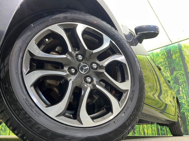 �y����16�C���`�A���~�z�C�[���z�O�ςɃ}�b�`���������A���~�z�C�[���𑕒����Ă���܂��B�e��ЊO�A���~�z�C�[����A�X�^�b�h���X�^�C�����戵�����Ă���܂��B���񂲑��k����������