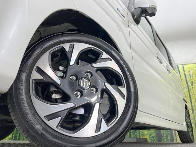 �y�����A���~�z�C�[���z�O�ςɃ}�b�`���������A���~�z�C�[���𑕒����Ă���܂��B�e��ЊO�A���~�z�C�[����A�X�^�b�h���X�^�C�����戵�����Ă���܂��B���񂲑��k����������