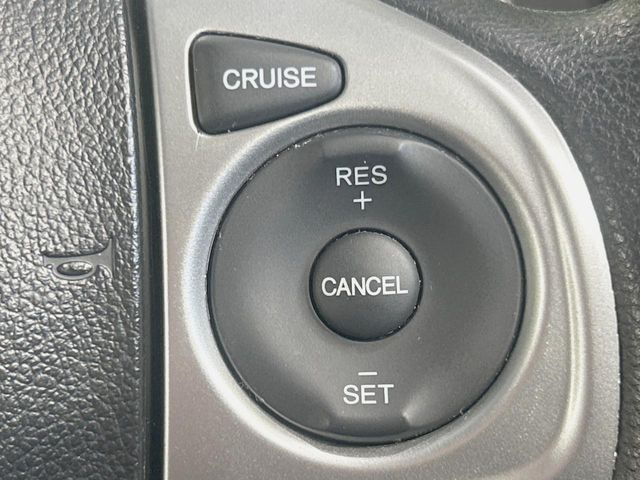 �y�N���[�Y�R���g���[���z�������H�����N���N���s�B�A�N�Z���𗣂��Ă���葬�x�ő��s���ł��A�������^�]���̕��S���y��!�����E�������ȒP�ȃX�C�b�`����Œ����ł��܂��B