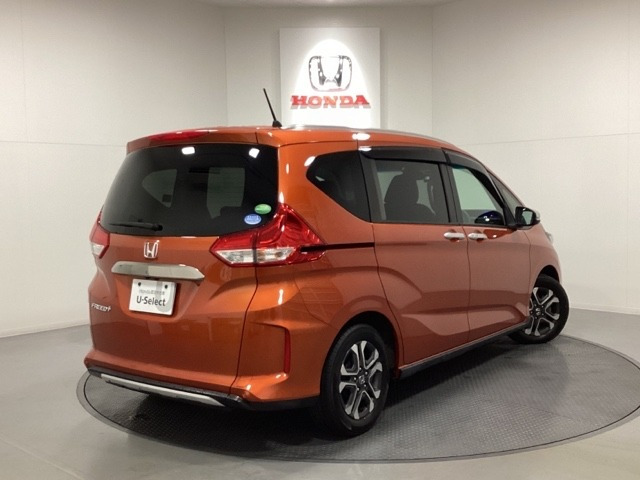 フリード+1.5 クロスター ホンダセンシング