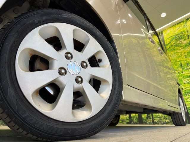 �y����14�C���`�A���~�z�C�[���z�O�ςɃ}�b�`���������A���~�z�C�[���𑕒����Ă���܂��B�e��ЊO�A���~�z�C�[����A�X�^�b�h���X�^�C�����戵�����Ă���܂��B���񂲑��k����������