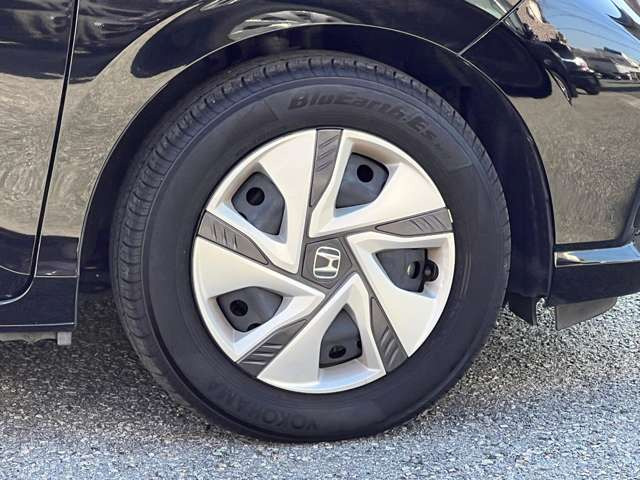 ���Ђ́A���q���܂̃j�[�Y�ɂ������o����悤�A�L�x�ȎԎ����葵���Ă���܂��B����芷���̍ۂ��A����A��낵�����肢�������܂��B