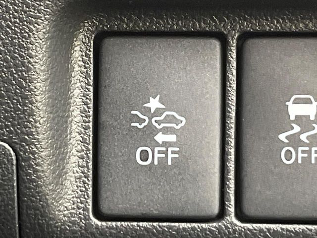 �y�X�}�[�g�A�V�X�g�z���s���ɑO���̎ԗ�����F�����A�Փ˂������Ȏ��͌x��ƃu���[�L�ŏՓˉ���Ɣ�Q�y�����A�V�X�g�B�����S�Ƀh���C�u�����y���݂��������܂��B