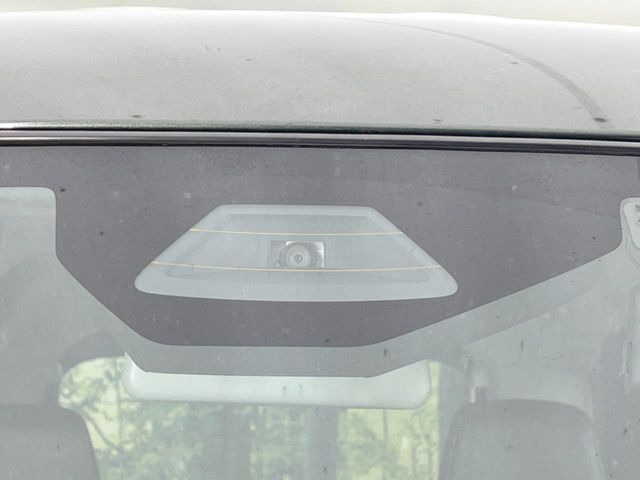 �y�X�Y�L �Z�[�t�e�B�T�|�[�g�z���s���ɑO���̎ԗ�����F�����A�Փ˂������Ȏ��͌x��ƃu���[�L�ŏՓˉ���Ɣ�Q�y�����A�V�X�g�B�����S�Ƀh���C�u�����y���݂��������܂��B