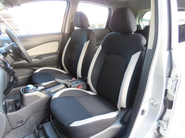 �t�����g�V�[�g����ԗǍD�ł���B�傫�ȉ�����Ȃ��A���S�ł��B����S�n�������ł���B