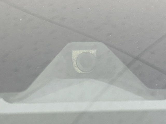 �y�g���^�Z�[�t�e�B�Z���X�z���s���ɑO���̎ԗ�����F�����A�Փ˂������Ȏ��͌x��ƃu���[�L�ŏՓˉ���Ɣ�Q�y�����A�V�X�g�B�����S�Ƀh���C�u�����y���݂��������܂��B