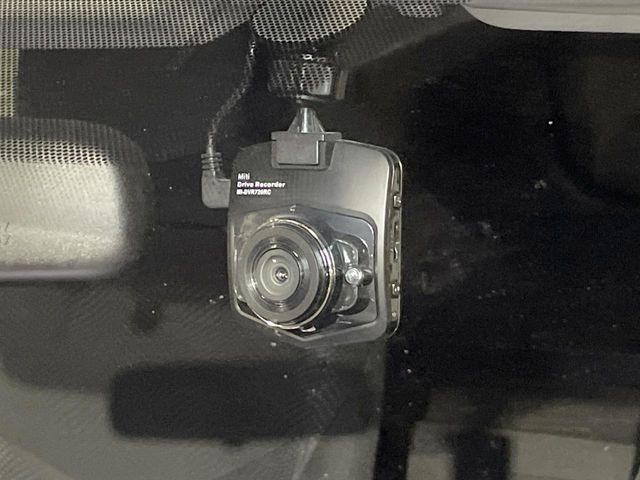 �y�h���C�u���R�[�_�[�z���S�E���S�ȃJ�[���C�t�ɕK�{�̃h���C�u���R�[�_�[�𑕔�!���s���͂������A������^�]�⎖�̂ɑ��������ۂ̏󋵂��f���ŋL�^���A����̃��X�N�ɔ����܂��B