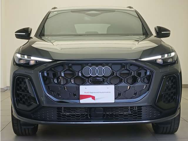 Q5TFSI クワトロ 150kW アドバンスト Sラインパッケージ 4WD