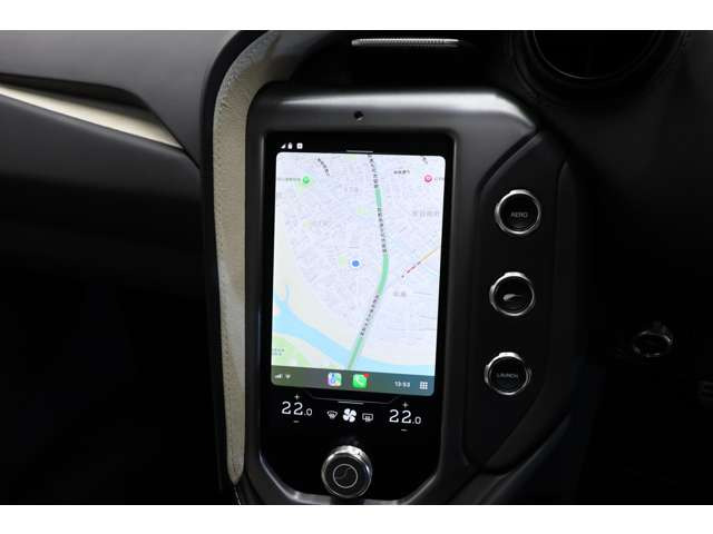 ���H�̒i����X���[�v�ł̎C�菝���X�N���y������t�����g���t�g�@�\�𓋍ځB�����^�b�`����Ńt�����g�m�[�Y�����t�g�A�b�v���A���S���ĊX���⒓�Ԃ��\�ł��B