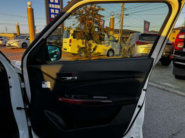 ���͂₢�E�����E���S�̎Ԍ��̑S���`�F�[���y�A�b�v���Ԍ��z�����X�ł����^�A�ǎw�薯�ԎԌ��H��𕹐݂��Ă��܂���