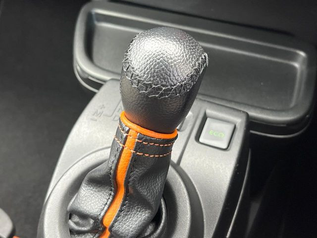 ��MT���[�h�t��AT:�ʏ�͎����ł����Ȃ���ϑ�(�M�A�`�F���W)���h���C�o�[�̑���ɂ���ĈӐ}�I�ɕς�����V�X�e���ł��B����w���i�̃h���C�u�����y���݂��������܂�!