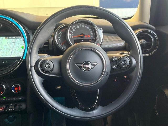 ���n���h�����̃X�������Ȃ��A���ꂢ�ȏ�Ԃ��ێ����Ă���܂��B�e�X�C�b�`���̓�����m�F�ς݂ł��B