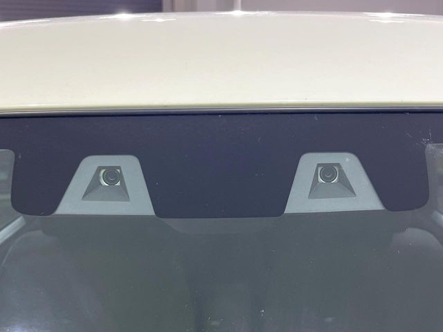 �y�X�Y�L �Z�[�t�e�B�T�|�[�g�z���s���ɑO���̎ԗ�����F�����A�Փ˂������Ȏ��͌x��ƃu���[�L�ŏՓˉ���Ɣ�Q�y�����A�V�X�g�B�����S�Ƀh���C�u�����y���݂��������܂��B