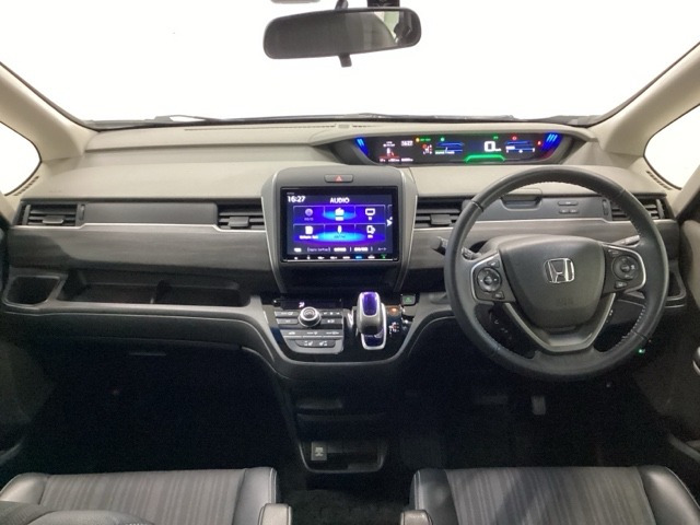 フリード1.5 ハイブリッド EX