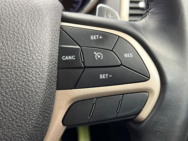 ���I�[�g�N���[�Y�R���g���[��:�������H�⎩���Ԑ�p���H���ɂāA�葬���q���\�ƂȂ�֗��ȋ@�\�ł��B�������ړ��̍ۂł����ɂ����֗��ɂ��g�����������܂���