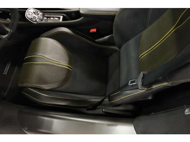 �EBY�}�N���[�����f�U�C�i�[�C���e���A/�X�|�[�c�f�U�C���E�J�[�{���t�@�C�o�[�C���e���A�R���|�[�l���g -�J�[�{���t�@�C�o�[�X�C�b�`�p�b�N�T���E���h -�J�[�{���t�@�C�o�[�X�e�A�����O�z�C�[���X�|�[�N