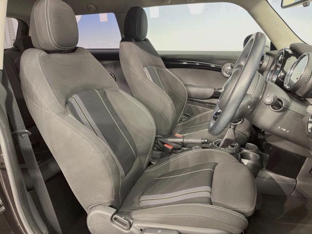 ���V�[�g�̎g�p��:�j��E�ւ�������Ȃ��A�����̒ʂ肫�ꂢ�ȏ�Ԃ��ێ����Ă���܂��B�܂��A�����N���[�j���O�E�R�[�e�B���O�����p�����������܂��B