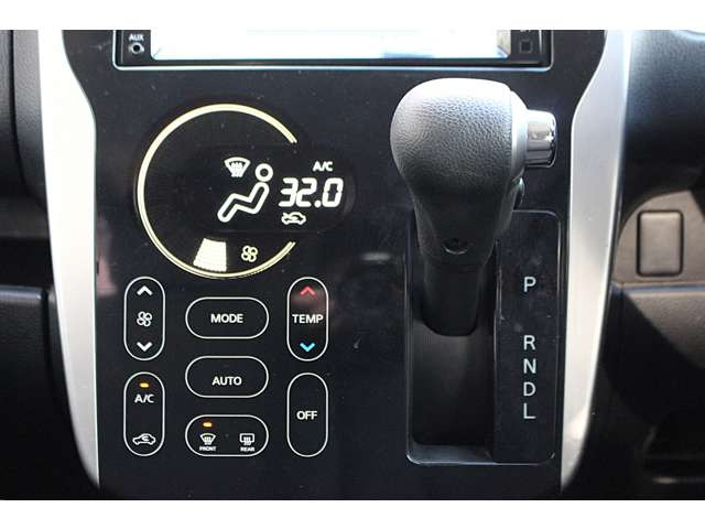 �I�[�g�G�A�R��