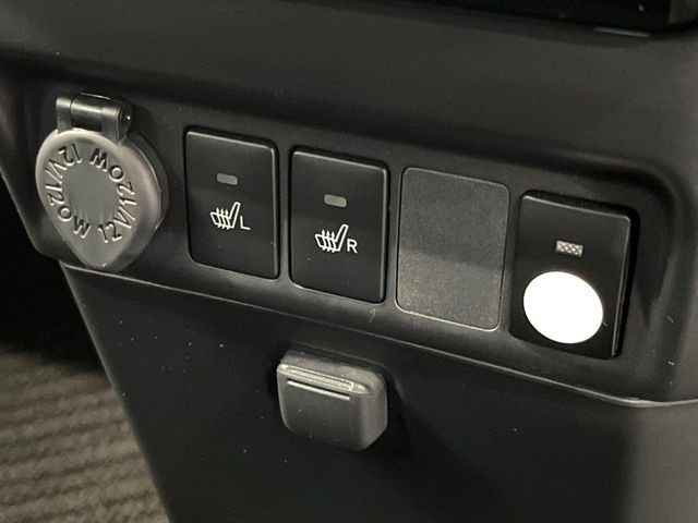 �y�V�[�g�q�[�^�[�z�������ɏd�󂷂�V�[�g�q�[�^�[!�G�A�R����葁�����܂��Ă����̂Ŋ�����̐l�����S�ł��ˁ�G�A�R���̉����͊������邩����A�Ƃ������ɂ����������߂ł��B