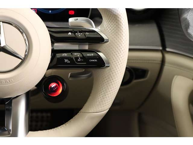 �p���[�ƐÏl�����������ŗZ������2022�N��GT4�h�A�N�[�y�B�ړ����Ԃ����L���ȂЂƂƂ��֓������B