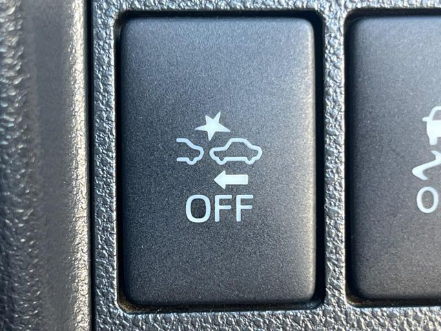 �y�X�}�[�g�A�V�X�g�z���s���ɑO���̎ԗ�����F�����A�Փ˂������Ȏ��͌x��ƃu���[�L�ŏՓˉ���Ɣ�Q�y�����A�V�X�g�B�����S�Ƀh���C�u�����y���݂��������܂��B