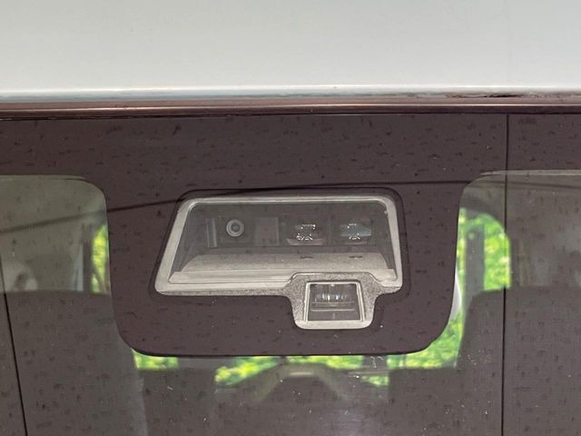 �y�X�Y�L �Z�[�t�e�B�T�|�[�g�z���s���ɑO���̎ԗ�����F�����A�Փ˂������Ȏ��͌x��ƃu���[�L�ŏՓˉ���Ɣ�Q�y�����A�V�X�g�B�����S�Ƀh���C�u�����y���݂��������܂��B