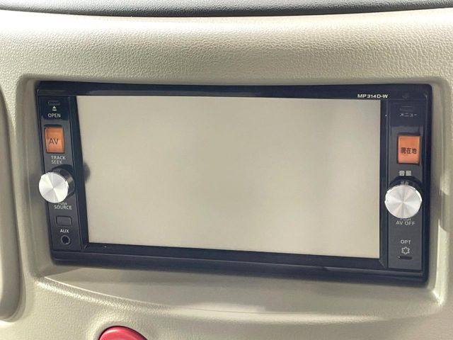 �y�����i�r�z�l�C�̏����i�r�𑕔����Ă���܂��B�i�r�̎g���₷���͂������A�I�[�f�B�I�@�\���[��!�L�����v�◷�s�͂������A�ʋ΂┃�����ȂǕ��i�̃h���C�u���y�����Ȃ�͂���