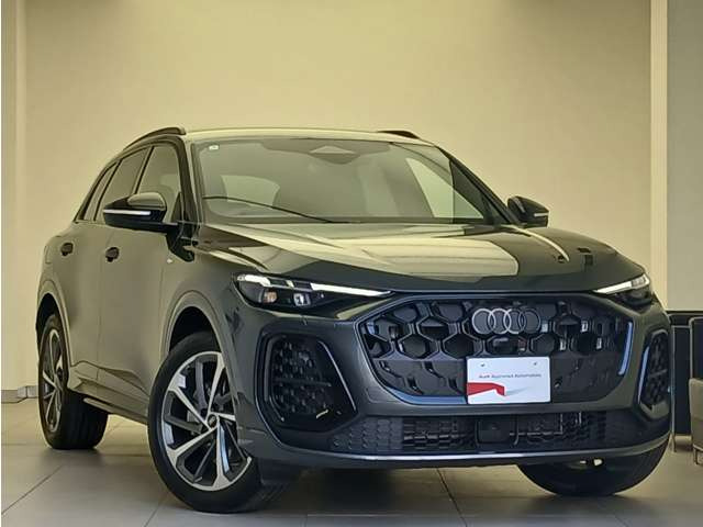 Q5TFSI クワトロ 150kW アドバンスト Sラインパッケージ 4WD