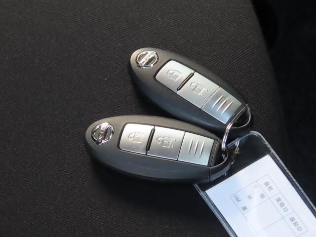 �L�[���|�P�b�g�ɓ��ꂽ�܂܂ł��G���W��ON/OFF�A�h�A�{��/�J���\���֗��ȃX�}�[�g�L�[�t�ł���