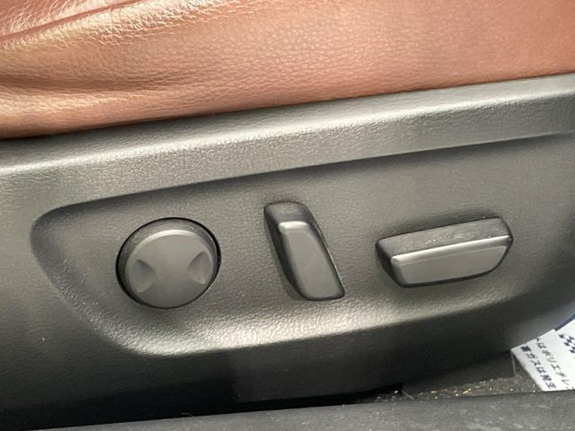 �y�p���[�V�[�g�z�X�C�b�`��ŊȒP�ɃV�[�g�̔��������\!�d��������͂�����܂���!���K�ȃV�[�g�|�W�V�����ɃZ�b�g���āA���K�ȃh���C�u�����y���݂��������B