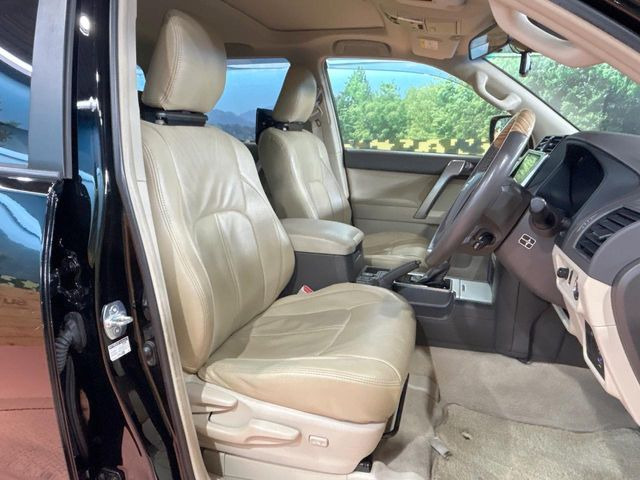 �^�]�ȃV�[�g���͎g�p�������Ȃ��A�ǍD�ȏ�ԂƂȂ��Ă��܂��B���J�Ɏg���Ă������Ƃ��悭�킩��܂��ˁB