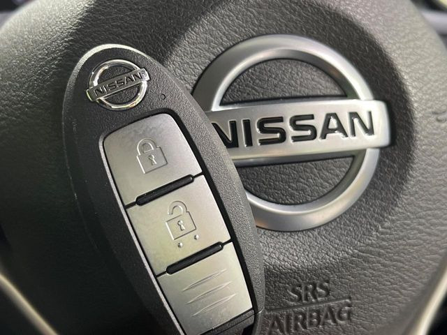 �y�C���e���W�F���g�L�[�z�J�o����|�P�b�g�ɓ��ꂽ�܂܂ł��h�A�̎{���E�������\�ȃX�}�[�g�L�[�𑕔��B�G���W���̃I���E�I�t�����J�M�����o���K�v����������Ƃ��Ă��֗��ł���