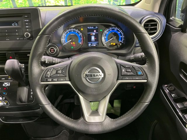 �y�����v�����X�e�A�����O�z�㎿�Ȋv���g�p���邱�ƂŁA��ɂ����������݂ƂĂ��^�]���₷���n���h���ł���