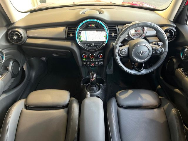 �A���ԃO���[�v���݌ɐ���2,000��!�S���̌n��X���烁�[�J�[�E�Ԏ��킸���Љ�o����̂ŁA���Ȃ��Ƀs�b�^���̂��Ԃ�������͂��ł���܂��͂��₢���킹��������