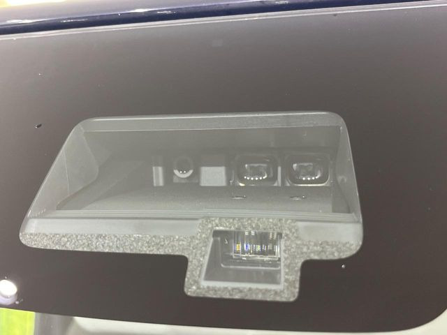 �y�X�Y�L �Z�[�t�e�B�T�|�[�g�z���s���ɑO���̎ԗ�����F�����A�Փ˂������Ȏ��͌x��ƃu���[�L�ŏՓˉ���Ɣ�Q�y�����A�V�X�g�B�����S�Ƀh���C�u�����y���݂��������܂��B