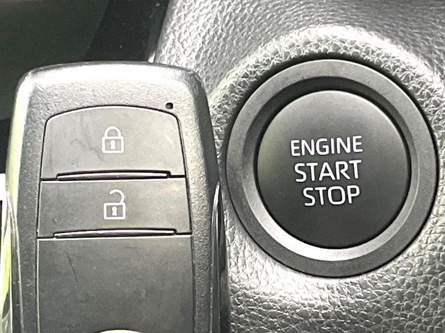 �y�X�}�[�g�L�[�z�J�o����|�P�b�g�ɓ��ꂽ�܂܂ł��h�A�̎{���E�������\�ȃX�}�[�g�L�[�𑕔��B�G���W���̃I���E�I�t�����J�M�����o���K�v����������Ƃ��Ă��֗��ł���