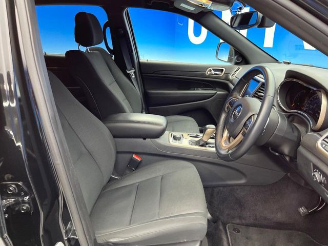 ���V�[�g�̎g�p��:�j��E�ւ�������Ȃ��A�����̒ʂ肫�ꂢ�ȏ�Ԃ��ێ����Ă���܂��B�܂��A�����N���[�j���O�E�R�[�e�B���O�����p�����������܂��B