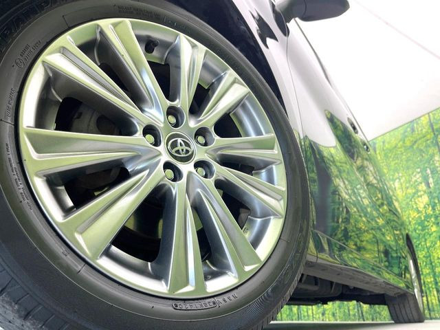 �y����18�C���`�A���~�z�C�[���z�O�ςɃ}�b�`���������A���~�z�C�[���𑕒����Ă���܂��B�e��ЊO�A���~�z�C�[����A�X�^�b�h���X�^�C�����戵�����Ă���܂��B���񂲑��k����������