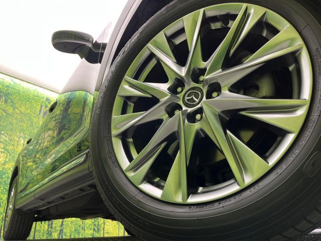 �y����19�C���`�A���~�z�C�[���z�O�ςɃ}�b�`���������A���~�z�C�[���𑕒����Ă���܂��B�e��ЊO�A���~�z�C�[����A�X�^�b�h���X�^�C�����戵�����Ă���܂��B���񂲑��k����������