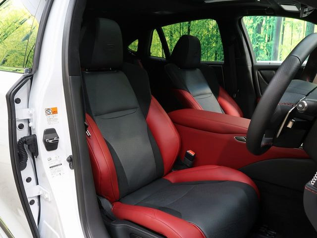 �y���b�h�n�[�t���U�[�V�[�g�z�������ƍ���S�n�𗼗������l�C�̃V�[�g���w�ʁE���ʂ̓X�G�[�h�ƂȂ��Ă���A���G��⊊��ɂ����ɗD��Ă��܂��B�C���╞���ɍ��E���ꂸ���K�ɂ���肢�������܂��B