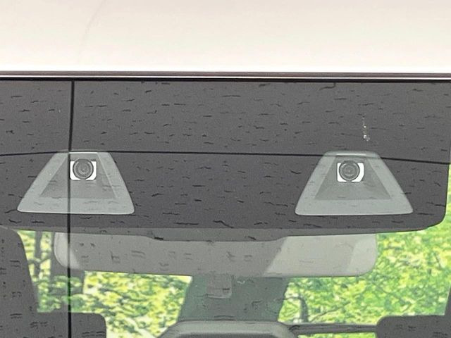 �y�X�Y�L �Z�[�t�e�B�T�|�[�g�z���s���ɑO���̎ԗ�����F�����A�Փ˂������Ȏ��͌x��ƃu���[�L�ŏՓˉ���Ɣ�Q�y�����A�V�X�g�B�����S�Ƀh���C�u�����y���݂��������܂��B