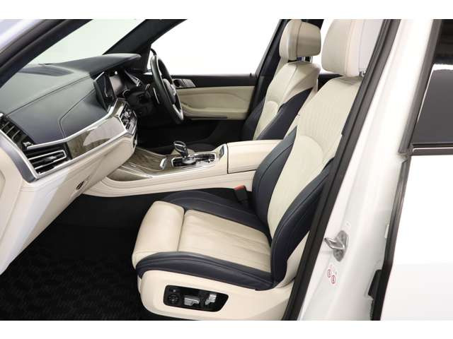 車を選ぶ時間や、購入手続き等に充分な時間を割けない方のために、ロペライオ独自の「S.N.P」を御用意!気に入った車両を、その日にその場で直ぐに乗ってお帰りいただけます。詳細はお問い合わせください!!!