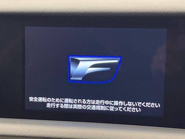 �y�����i�r�z�l�C�̏����i�r�𑕔����Ă���܂��B�i�r�̎g���₷���͂������A�I�[�f�B�I�@�\���[��!�L�����v�◷�s�͂������A�ʋ΂┃�����ȂǕ��i�̃h���C�u���y�����Ȃ�͂���