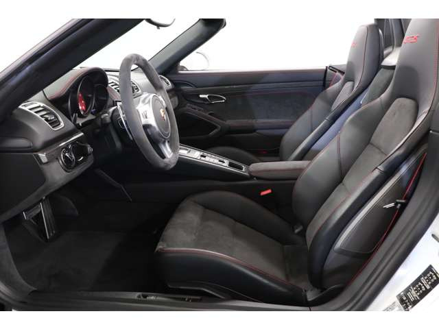 �X�|�[�c�N���m�p�b�P�[�W��X�|�[�c�G�O�]�[�X�g�V�X�e����GTS�ł͕W�������ƂȂ��Ă���A�|���V�F�̖��͂𑶕��ɂ��y���݂��������܂��B