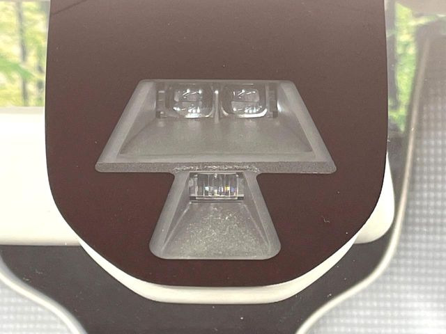 �y�X�Y�L �Z�[�t�e�B�T�|�[�g�z���s���ɑO���̎ԗ�����F�����A�Փ˂������Ȏ��͌x��ƃu���[�L�ŏՓˉ���Ɣ�Q�y�����A�V�X�g�B�����S�Ƀh���C�u�����y���݂��������܂��B