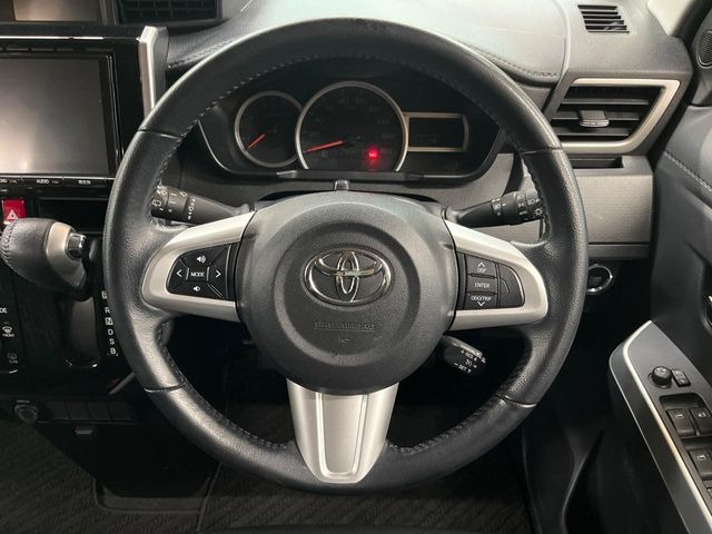 �y�����v�����X�e�A�����O�z�㎿�Ȋv���g�p���邱�ƂŁA��ɂ����������݂ƂĂ��^�]���₷���n���h���ł���