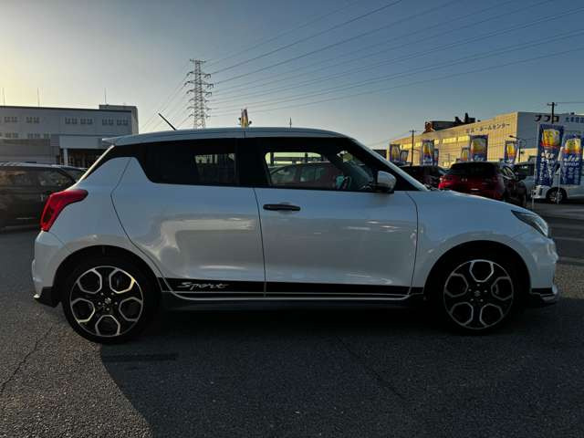 ���J�[�i�r�A�A���~�z�C�[���AHID���C�g���̃J�[�p�i��������舵���Ă��܂�������]������΂��Ђ����k����������