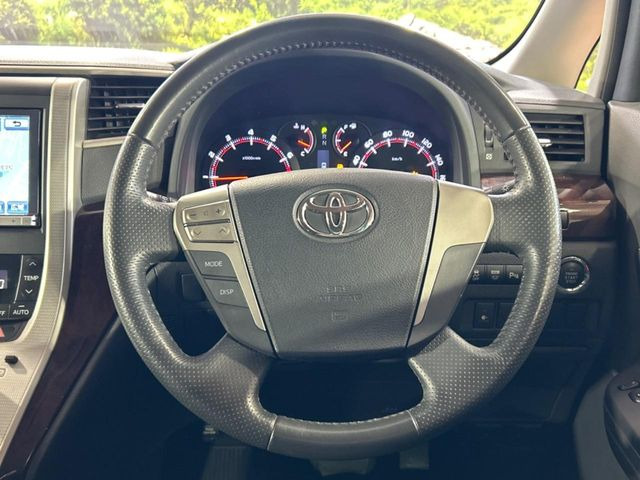 �y�����v�����X�e�A�����O�z�㎿�Ȋv���g�p���邱�ƂŁA��ɂ����������݂ƂĂ��^�]���₷���n���h���ł���