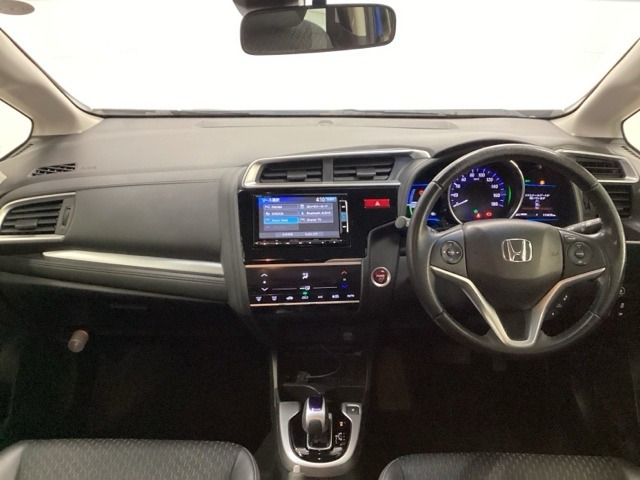 フィット1.5 ハイブリッド Lパッケージ